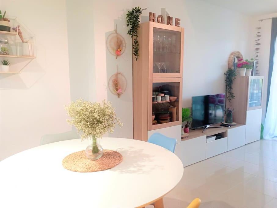 Apartamento En Primera Linea De Mar Roses Exterior photo