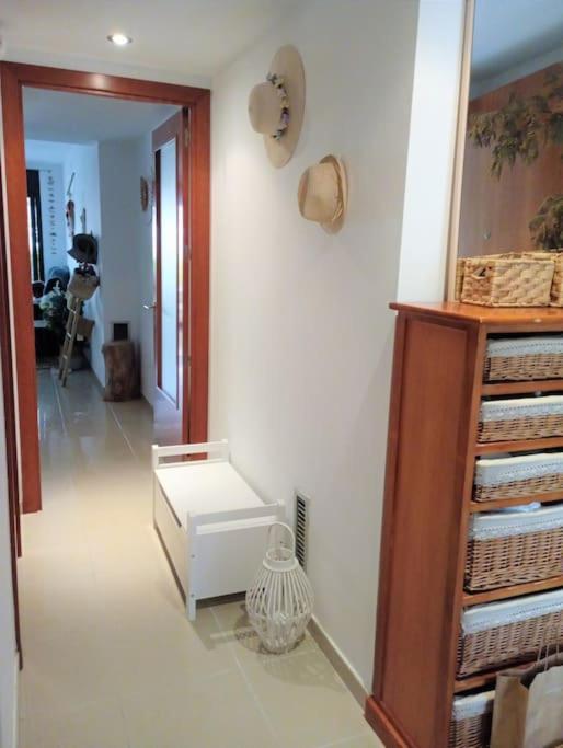 Apartamento En Primera Linea De Mar Roses Exterior photo