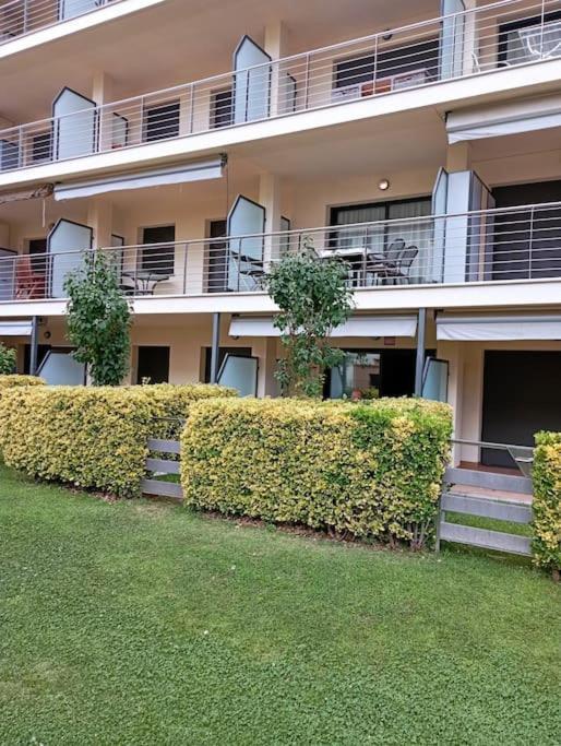 Apartamento En Primera Linea De Mar Roses Exterior photo